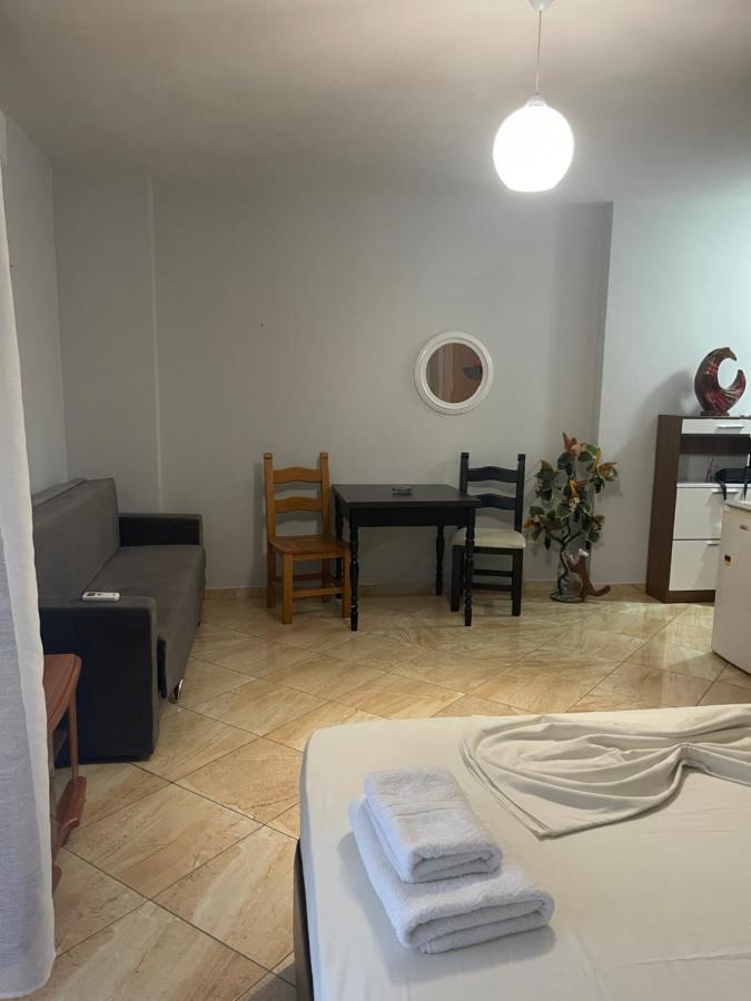 Kokomani Apartamento Durrës Exterior foto