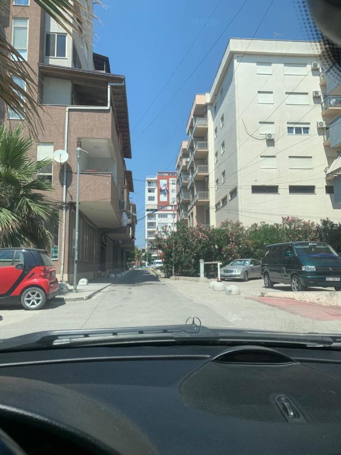 Kokomani Apartamento Durrës Exterior foto